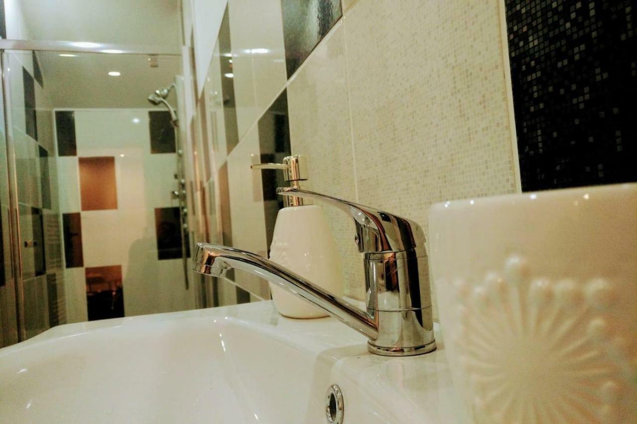 Luxury Accommodation Republicii ブラショフ エクステリア 写真